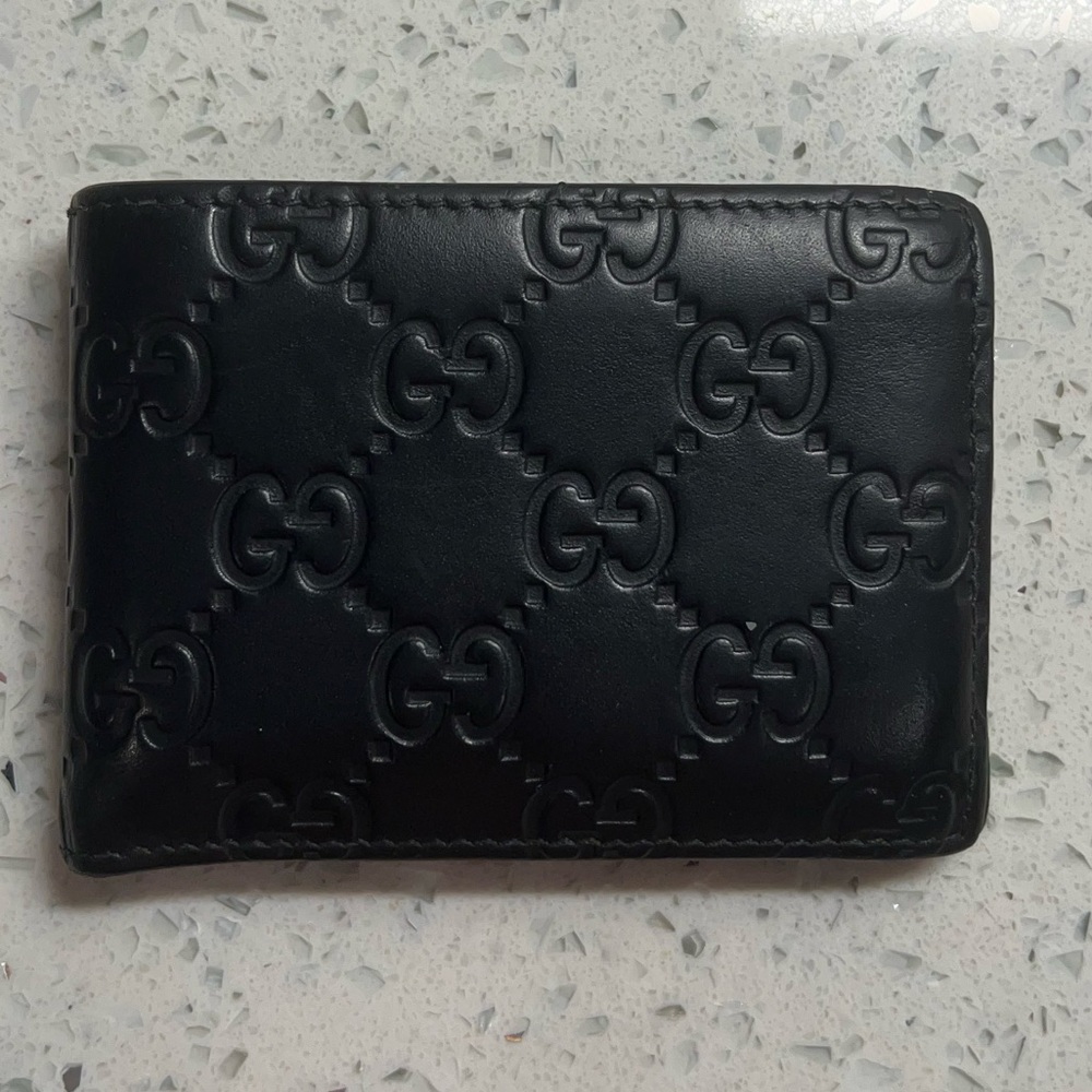 Black Gucci wallet